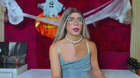 Snapshot of liiacollins chatting on October 2025 07:51:01 PM liiacollins online show from October 2025 07:51:01 PM