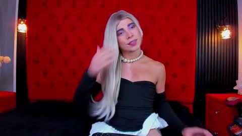 liiacollins online show from February 2026 09:07:01 PM