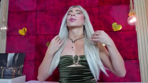 liiacollins online show from February 2026 09:08:01 PM