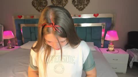 Lia online show from April 2026 03:48:01 AM