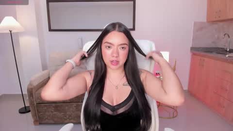 Snapshot of liilylux chatting on October 2025 04:11:01 AM liilylux online show from October 2025 04:11:01 AM