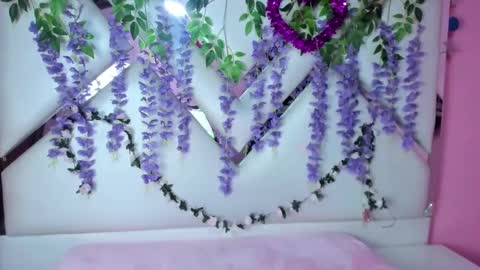 Snapshot of liinzy_rouse chatting on September 2025 02:18:02 PM Brittany online show from September 2025 02:18:02 PM