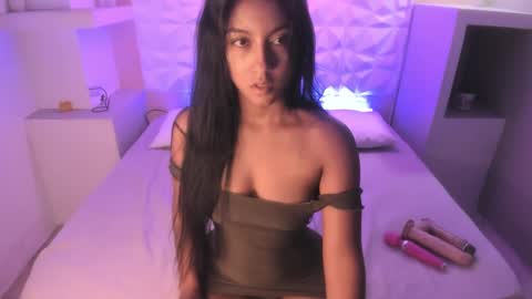 Snapshot of liizjones chatting on January 2025 08:56:02 PM LiizJones online show from January 2025 08:56:02 PM