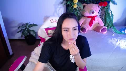 Liika  online show from February 2026 12:53:02 AM