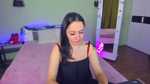 Snapshot of likaa_likaa chatting on December 2024 03:22:01 PM Lika online show from December 2024 03:22:01 PM