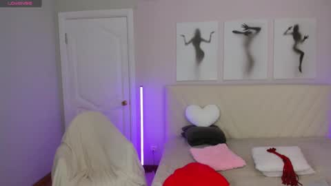 Snapshot of likaklint chatting on February 2025 03:01:02 AM Lika online show from February 2025 03:01:02 AM