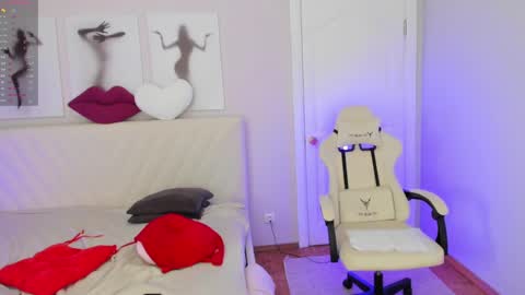 Snapshot of likaklint chatting on March 2025 12:56:02 PM Lika online show from March 2025 12:56:02 PM