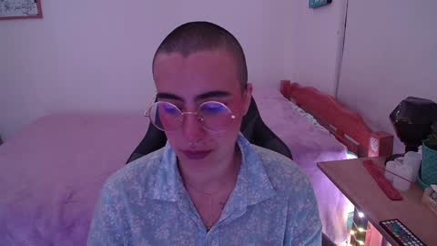 Snapshot of lil__cat chatting on February 2025 04:46:02 AM im MIA -- MY OF is catsito3 online show from February 2025 04:46:02 AM