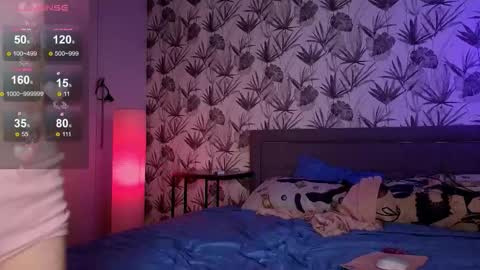 lil_bae_elen online show from October 2025 04:08:02 PM