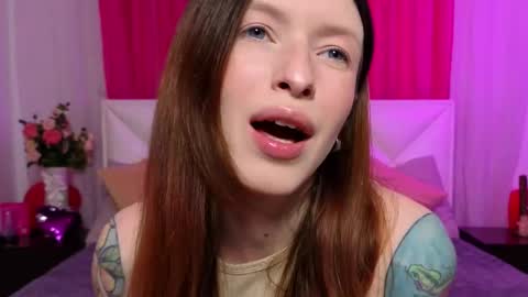 Snapshot of lil_bella_g chatting on March 2026 01:58:02 PM Lil Bella G online show from March 2026 01:58:02 PM