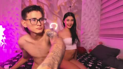 Snapshot of lil_daphneandstuart chatting on June 2026 12:17:01 AM daphne and stuart online show from June 2026 12:17:01 AM