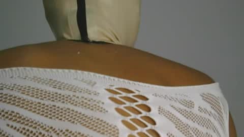 Snapshot of lil_ith chatting on May 2026 01:14:01 AM Lilith online show from May 2026 01:14:01 AM