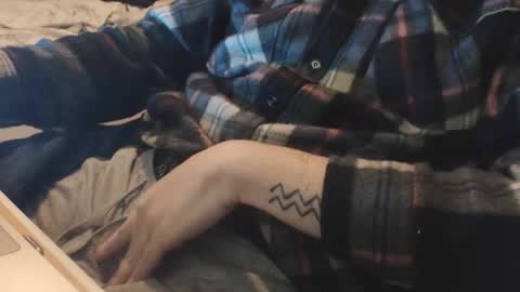 lil_j_ online show from January 2026 09:09:01 PM