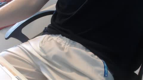 lil_j_ online show from April 2026 10:53:02 AM