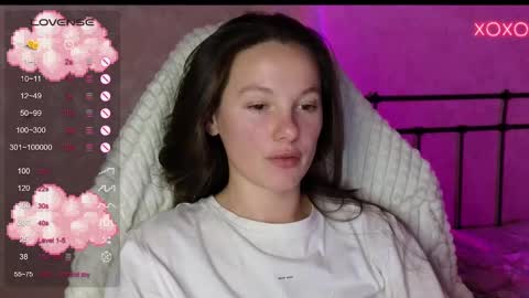 little moon online show from December 2024 04:07:02 PM