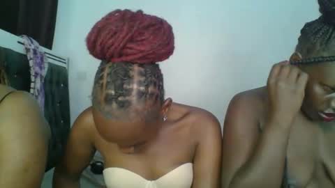 lil_meg online show from March 2026 09:00:01 PM