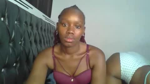 lil_meg online show from March 2026 07:28:02 PM