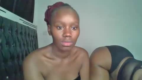 lil_meg online show from March 2026 10:57:01 PM