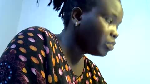 lil_miss23 online show from October 2025 11:55:02 AM