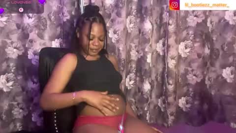 MOMMA LUV online show from June 2026 04:18:02 AM