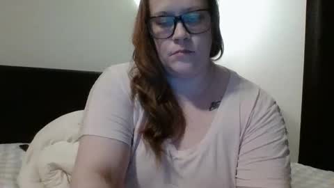 Snapshot of lil_nelli8 chatting on December 2024 07:19:02 AM lil_nelli8 online show from December 2024 07:19:02 AM