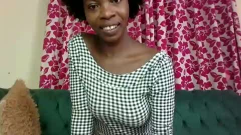 Snapshot of lil_paula chatting on January 2025 07:53:02 AM serenity online show from January 2025 07:53:02 AM