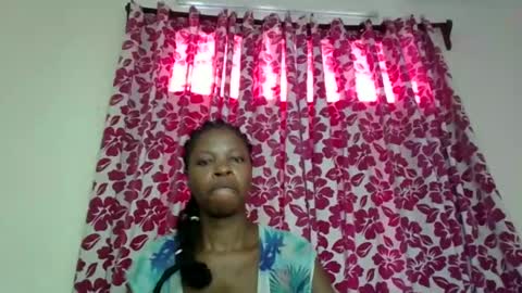 Snapshot of lil_paula chatting on February 2025 01:26:02 PM serenity online show from February 2025 01:26:02 PM