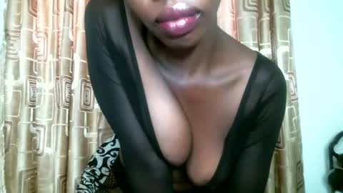 Snapshot of lil_paula chatting on April 2026 07:22:01 AM serenity online show from April 2026 07:22:01 AM