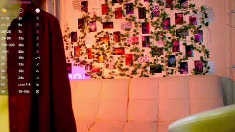 Snapshot of lil_raysss chatting on February 2025 07:54:02 AM lil_raysss online show from February 2025 07:54:02 AM
