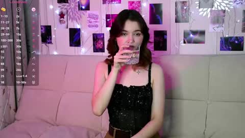 Snapshot of lil_raysss chatting on February 2025 04:40:02 AM lil_raysss online show from February 2025 04:40:02 AM