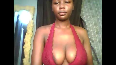 Snapshot of lil_shwaty chatting on December 2024 12:02:01 AM brinna online show from December 2024 12:02:01 AM