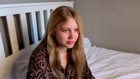 Emma online show from April 2026 07:50:02 AM
