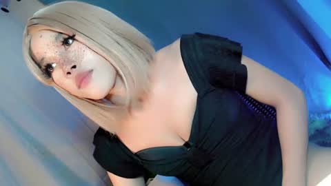 Snapshot of lil_trixxy chatting on June 2026 03:48:01 PM lil_trixxy online show from June 2026 03:48:01 PM