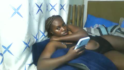 Snapshot of lil_wamboi chatting on May 2026 07:34:02 PM lil_wamboi online show from May 2026 07:34:02 PM