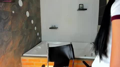 L I L A online show from January 2026 12:07:02 PM