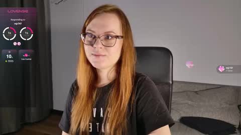 Snapshot of lila_pitt chatting on February 2026 04:09:01 AM lila_pitt online show from February 2026 04:09:01 AM