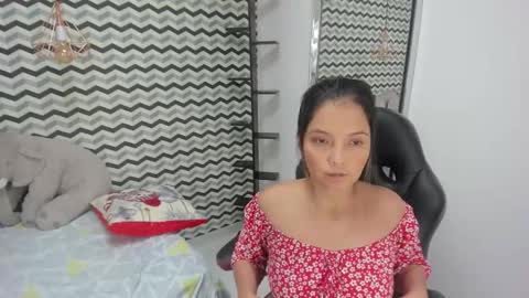  L I L A  online show from December 2024 07:20:01 AM