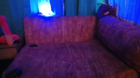 Jen online show from February 2025 11:42:02 AM