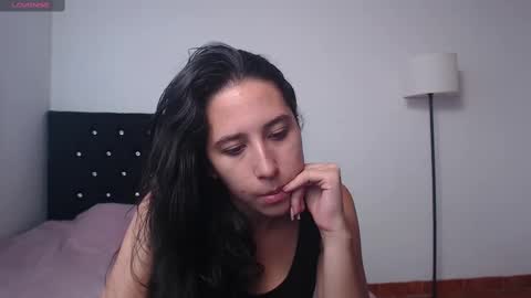 Lila Cream online show from October 2025 02:57:01 PM