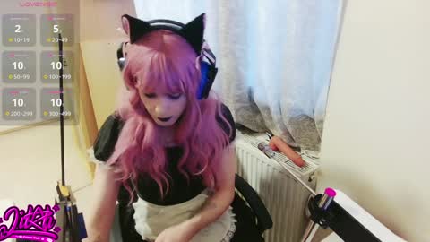 Snapshot of lilah_ts chatting on December 2024 12:44:02 PM lilah_ts online show from December 2024 12:44:02 PM