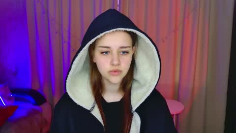 LilaSparkling online show from May 2026 04:50:01 AM