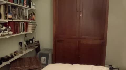 Snapshot of lilbi85_ chatting on December 2024 12:23:01 AM lilbi85_ online show from December 2024 12:23:01 AM