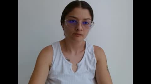 Snapshot of lilcoralinne_0 chatting on May 2026 04:59:02 PM Valeri Villalobos IG villa lobosvaleri online show from May 2026 04:59:02 PM