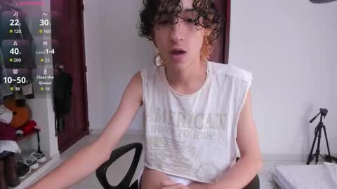 Snapshot of lildan18 chatting on December 2025 01:26:01 PM Daniel online show from December 2025 01:26:01 PM