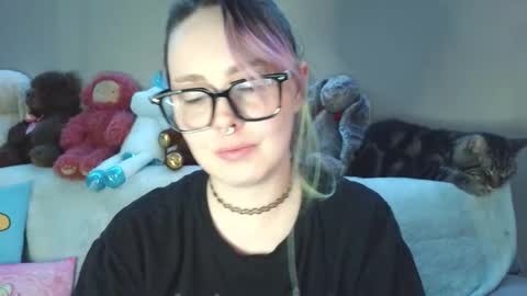 emily ryanson online show from February 2026 12:49:01 AM