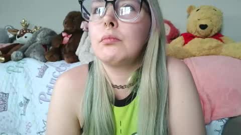 Snapshot of lilemmy1999 chatting on March 2026 08:37:01 PM emily ryanson online show from March 2026 08:37:01 PM