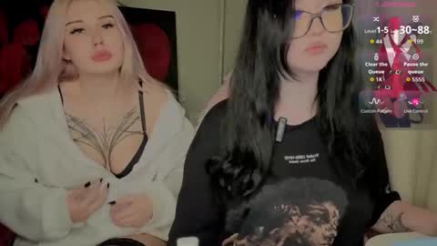 Nika and Lori online show from February 2026 03:46:02 PM