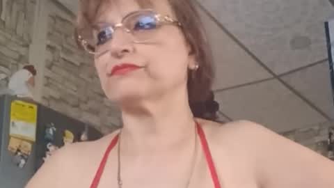 Snapshot of lilhy_mcfly chatting on March 2026 04:15:01 PM lilieth online show from March 2026 04:15:01 PM