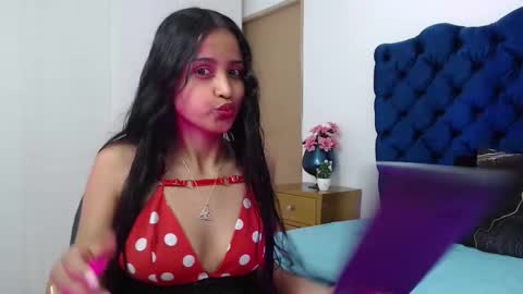 Snapshot of lili666_ chatting on October 2025 03:12:02 AM Lili online show from October 2025 03:12:02 AM