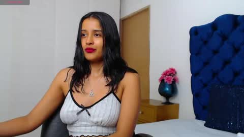 Lili online show from May 2026 03:23:02 AM